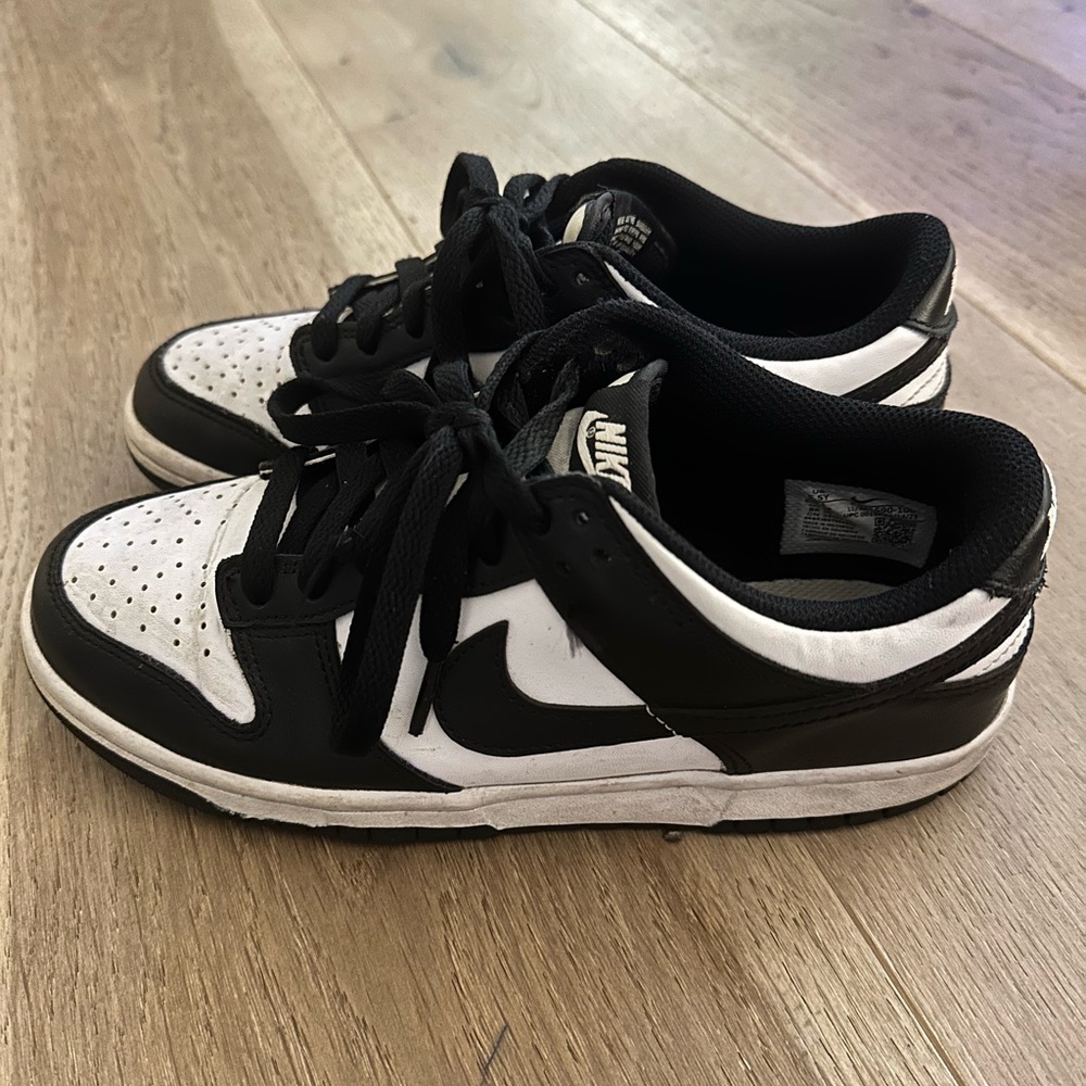 Kids Nike Panda dunks